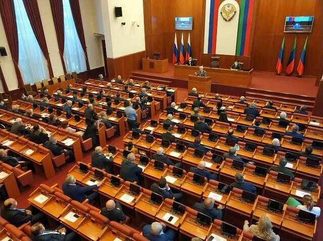 В Дагестане не утихает шум в связи с масштабным переделом в ряде муниципалитетов