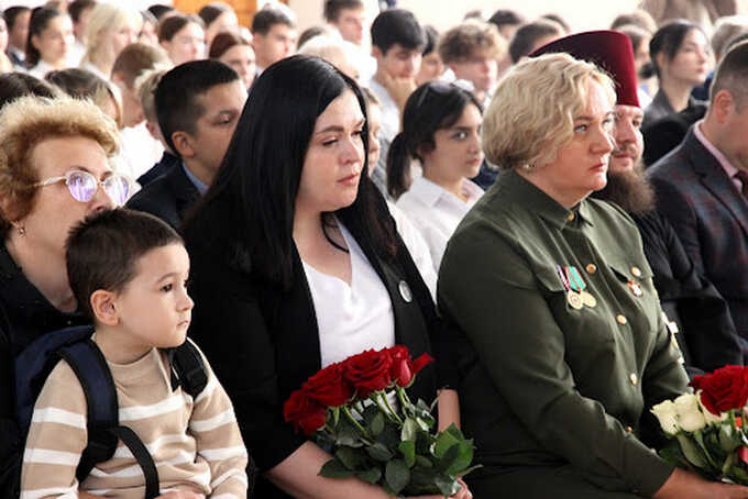 В Брянской области торжественно открыли баннер в память о погибших на войне