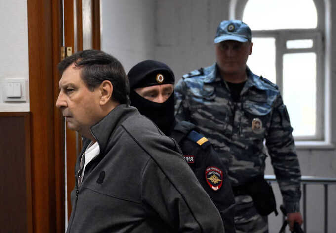 Жена и дочь генерала Булгакова попали под арест имущества в рамках расследования коррупции