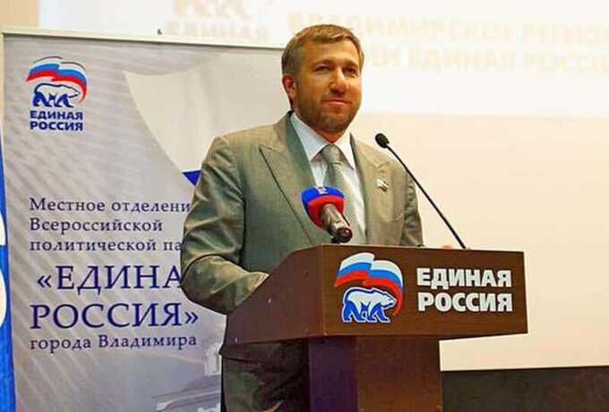 Депутату-мафиози Аникееву грозит лишение мандата из-за разоблачений и общественного возмущения
