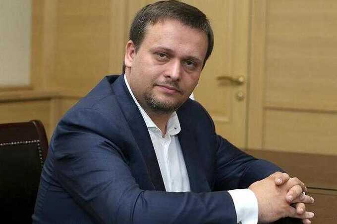 Министр Никитин рискует крахом из-за арестов своих соратников по коррупции