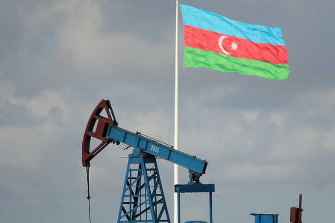 Azeri Light подешевела до минимума за 4 года: азербайджанская нефть обновила антирекорд